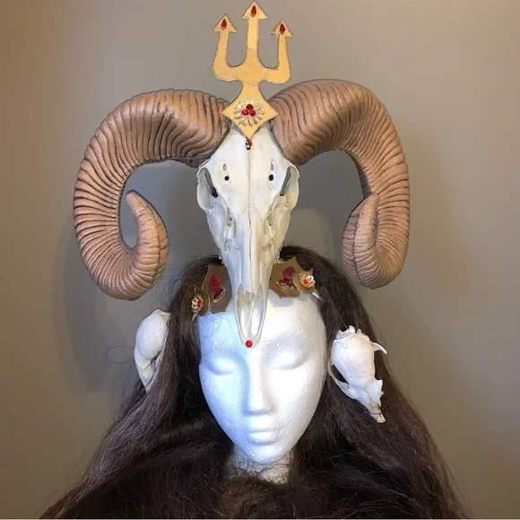 Warrior Goddess Headpiece Costume Cosplay Fantasy Skulls Dragon Con - Picture 2 of 7